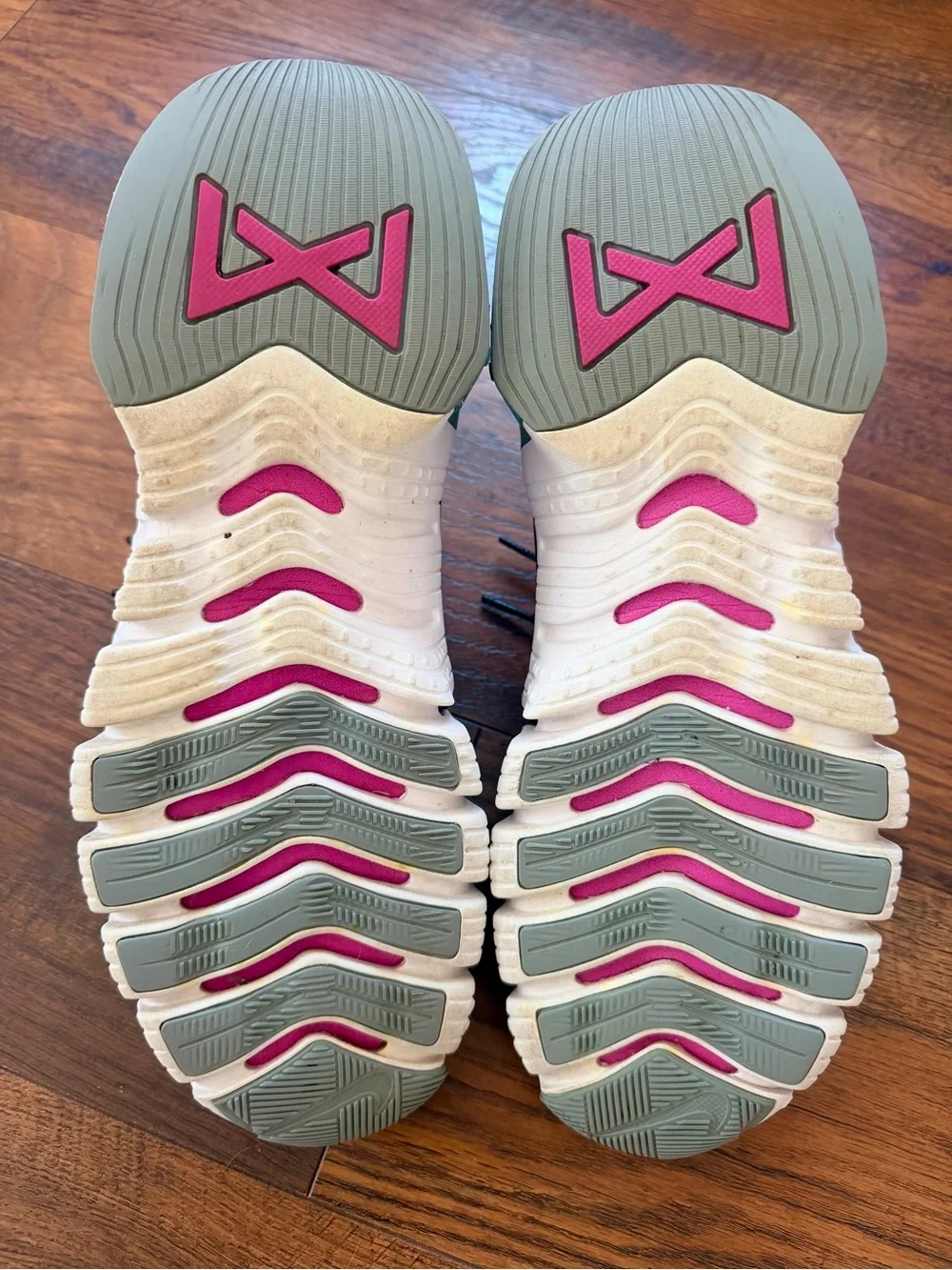 Nike Free Metcon 4. wmns sz 9.5 - Picture 4 of 5